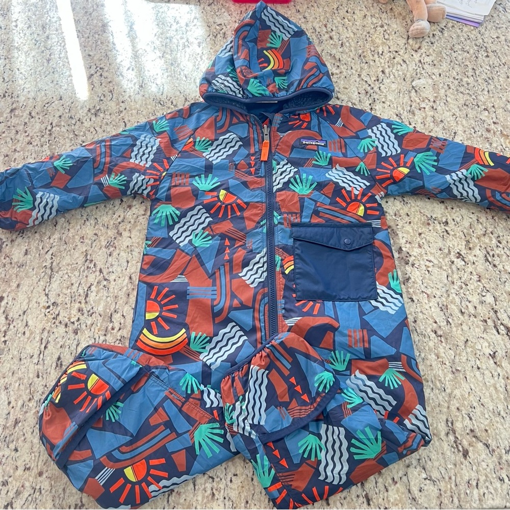 Patagonia Baby Bunting Puff Ball Suit 12-18